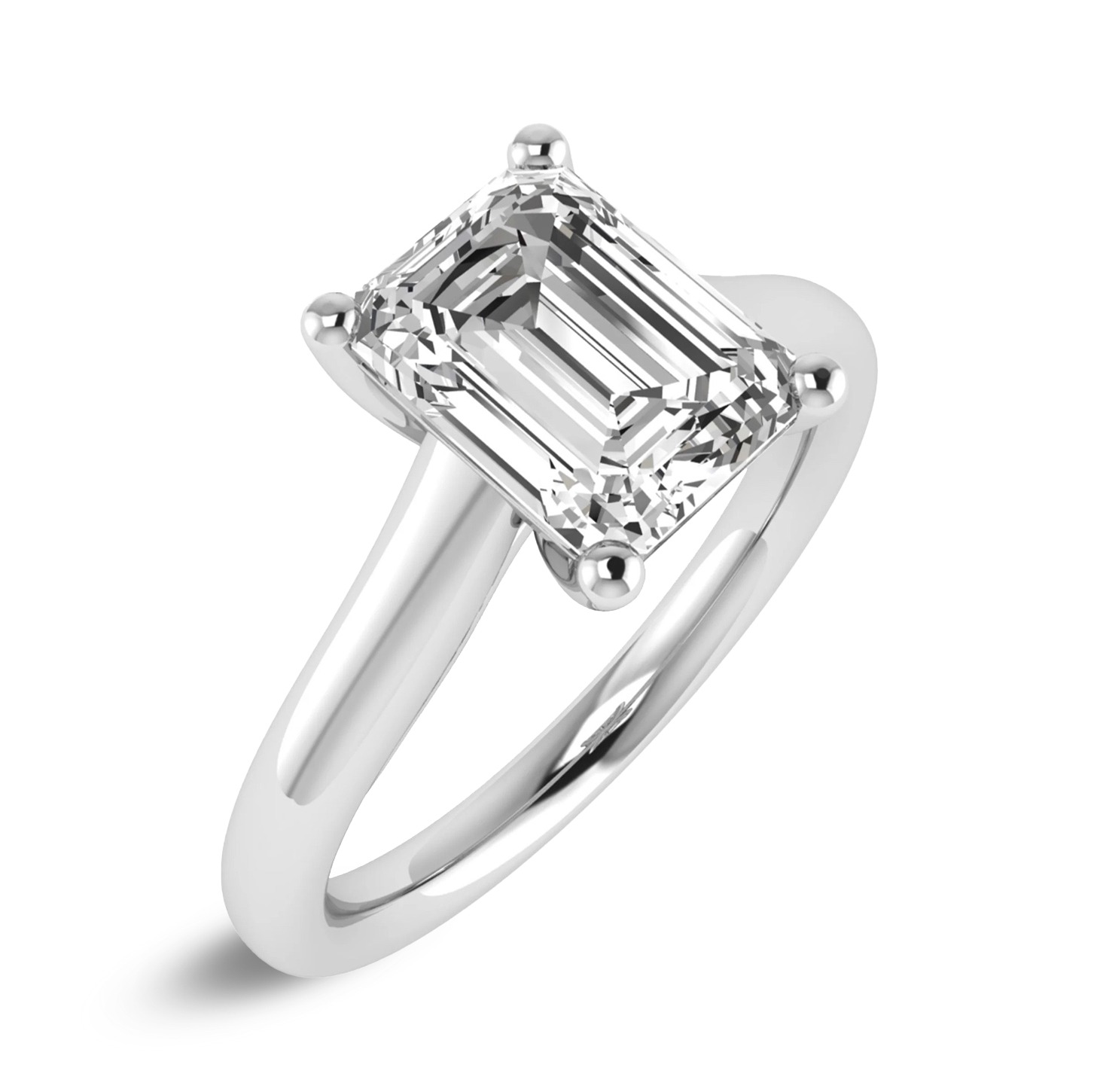 Foto anello di fidanzamento con diamante taglio smeraldo da 1 carato e oro bianco 18 carati