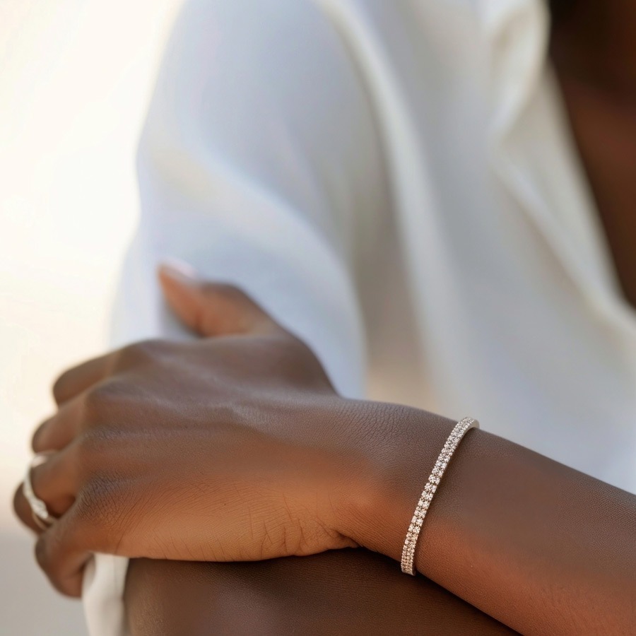 Foto bracciale tennis Fullcut e anello diamanti eternity